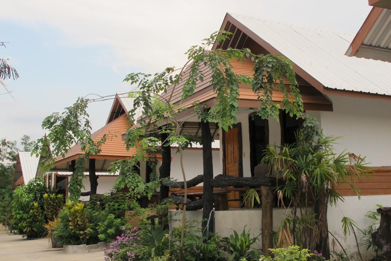 โรงแรม พฤกษา การ์เด้น ภูเวียง ภายนอก รูปภาพ